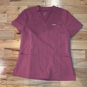 Jaanuu Women's Relaxed 3-Pocket Scrub Top in Spice